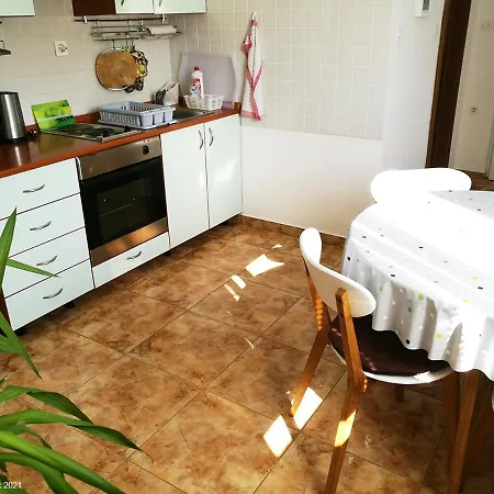 Apartment Zec *